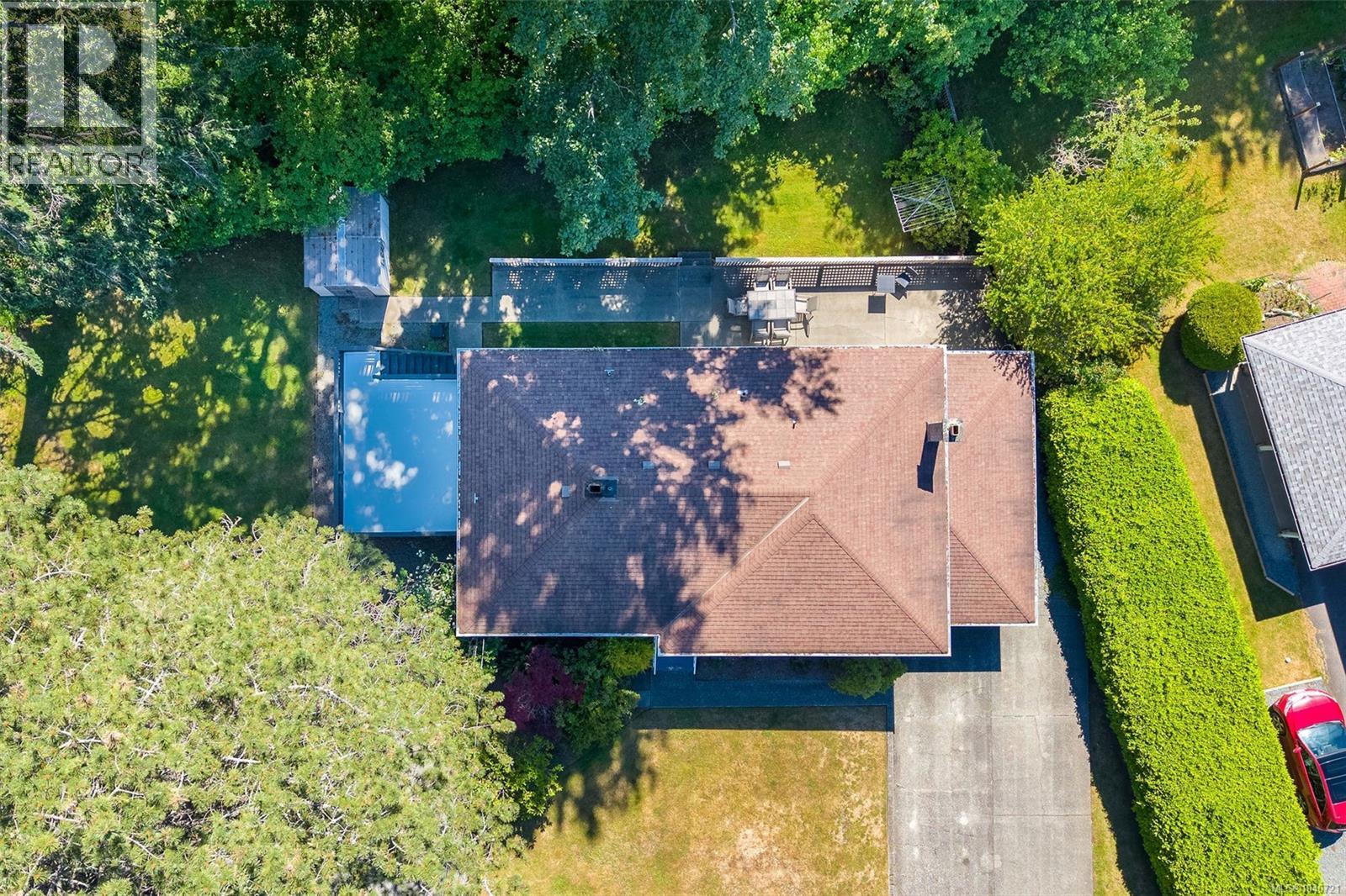 3990 Haro Rd
