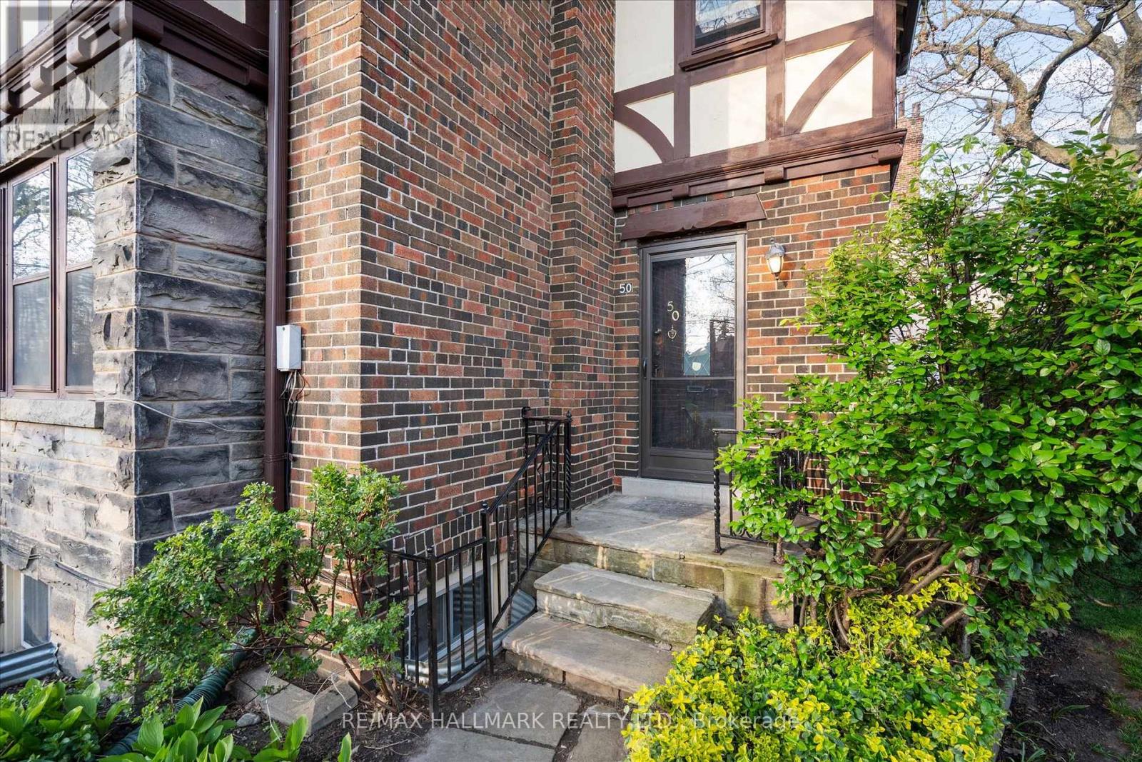 50 BENLAMOND AVENUE