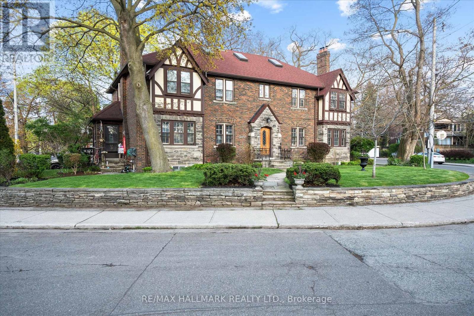 50 BENLAMOND AVENUE