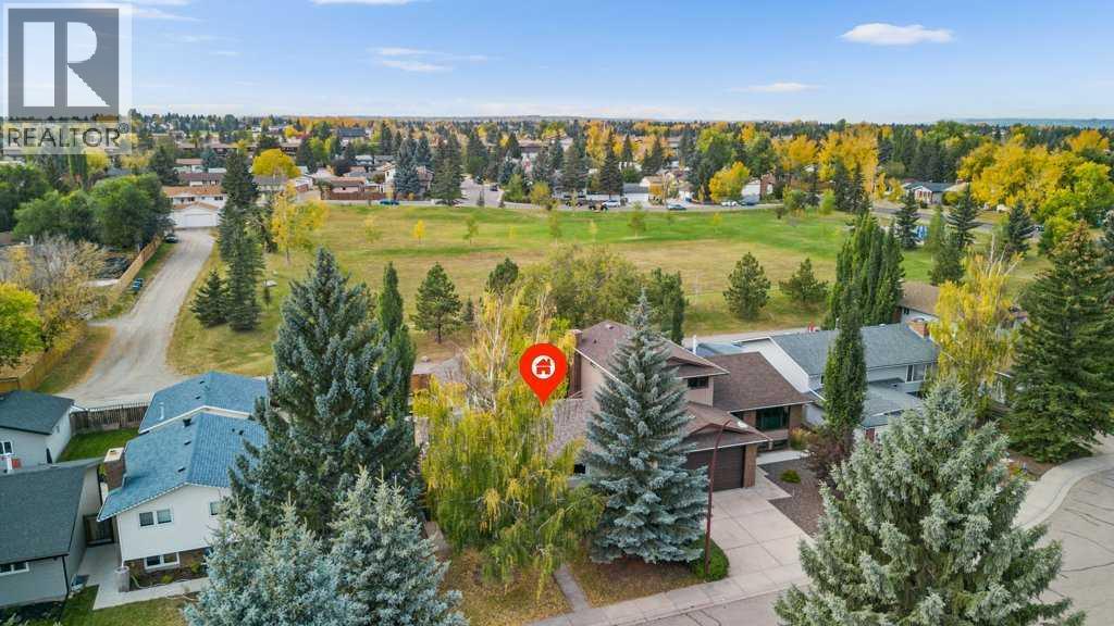 488 Bracewood Crescent SW