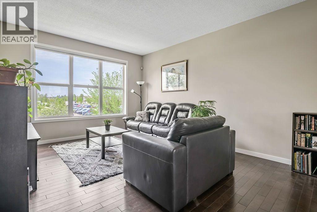 1410, 10 Auburn Bay Avenue SE