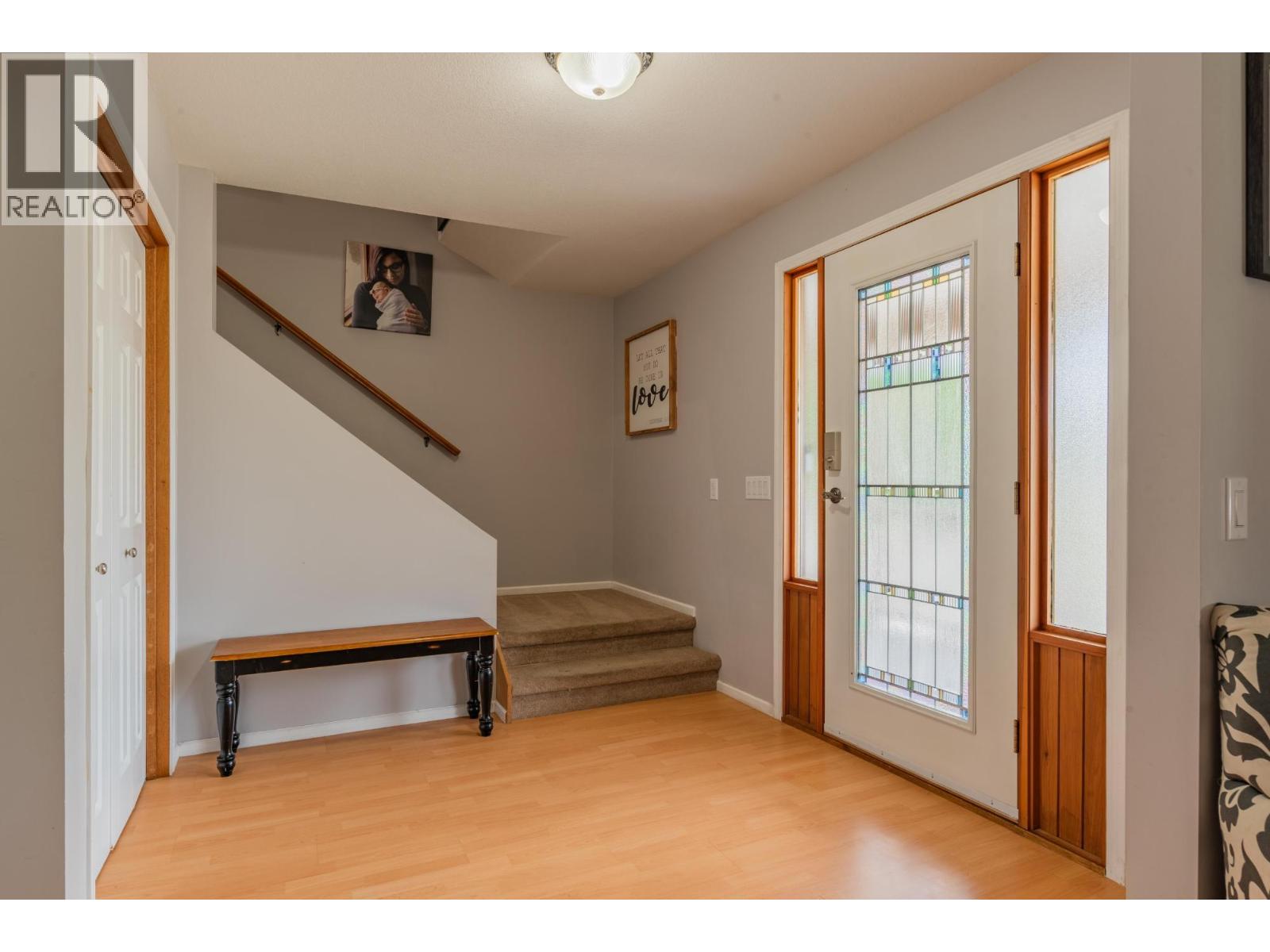 110 CEDAR Avenue