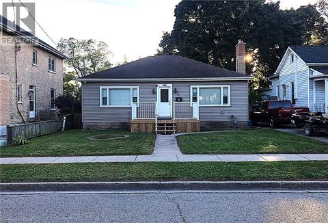 80 ROSEVIEW Avenue Cambridge ON N1R4A7