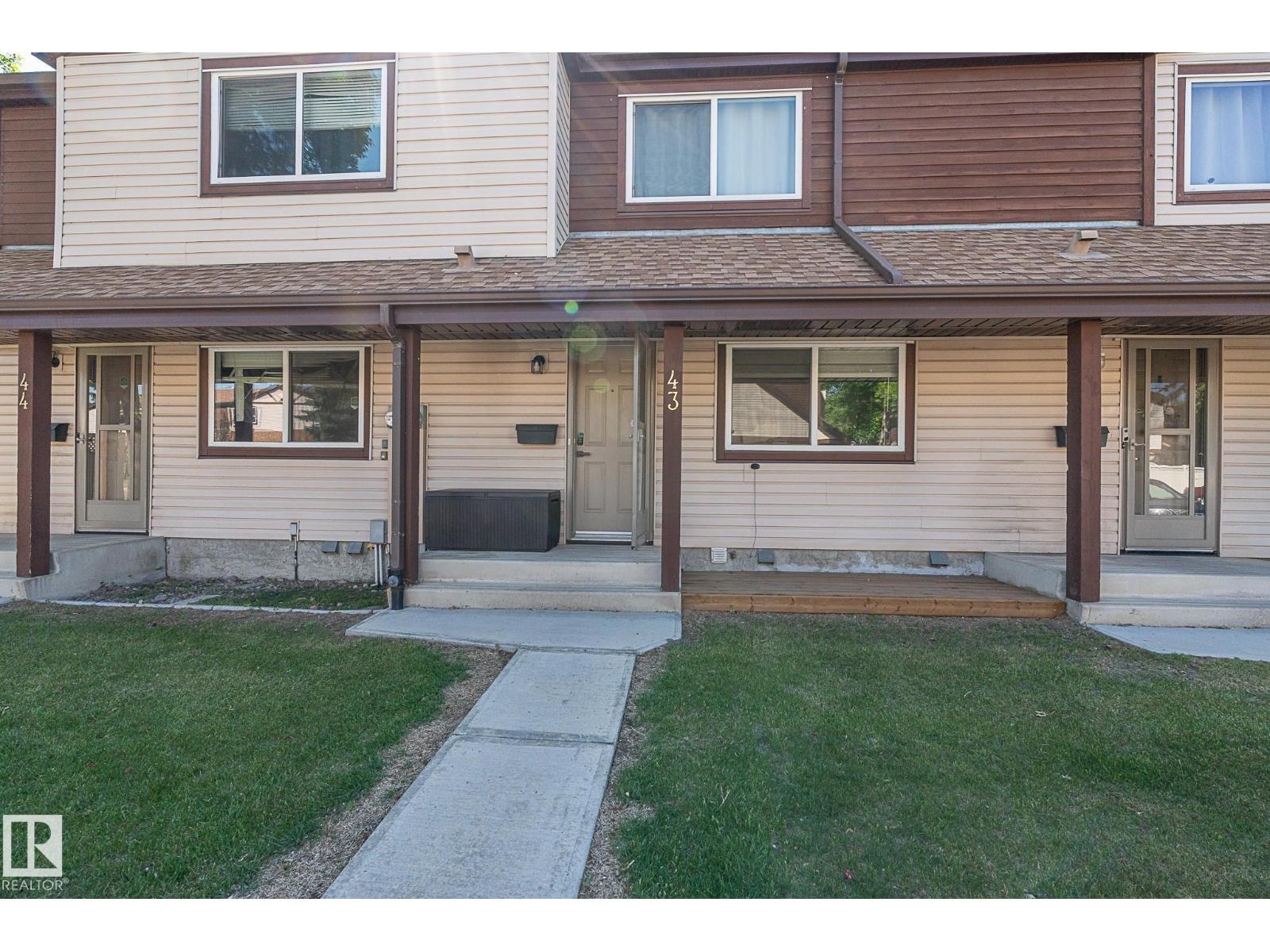 #43 13833 30 ST NW