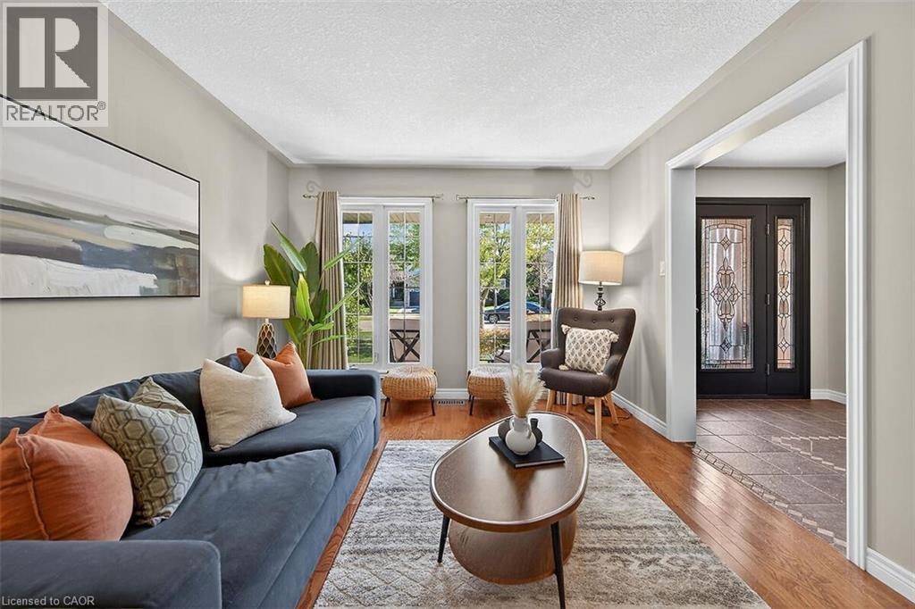 43 CLAYMORE Crescent