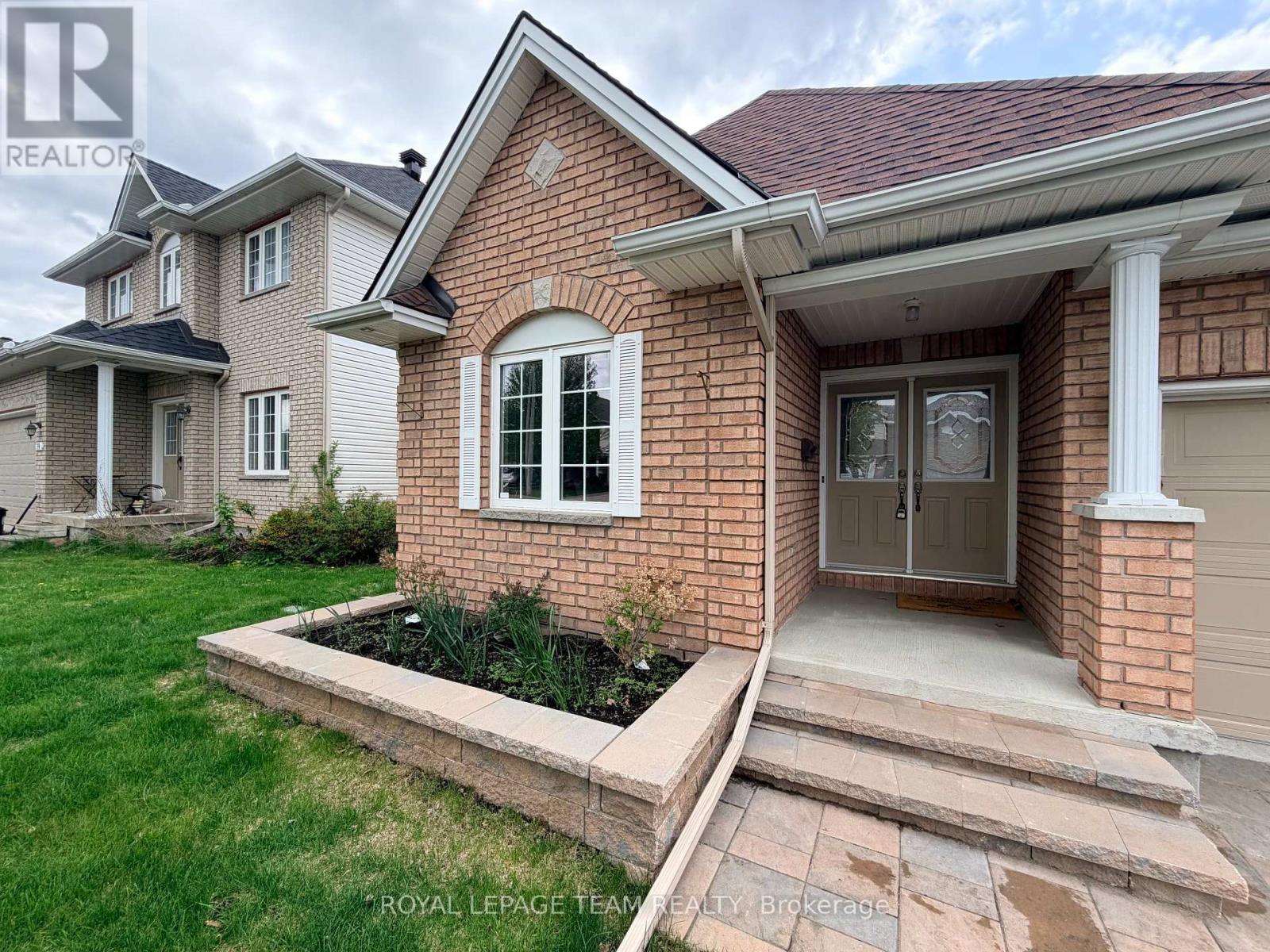 13 MELVILLE ROAD