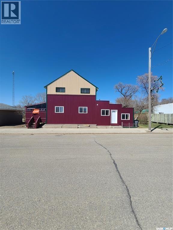 48 Main STREET