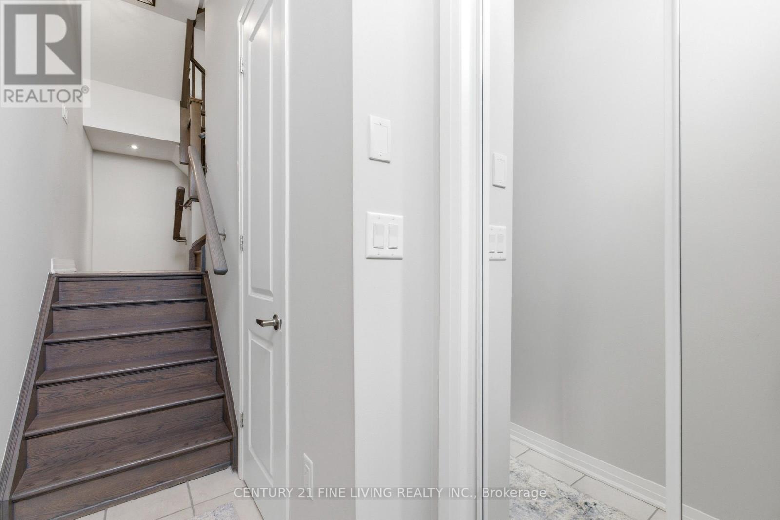 279 DOWNSVIEW PARK BOULEVARD