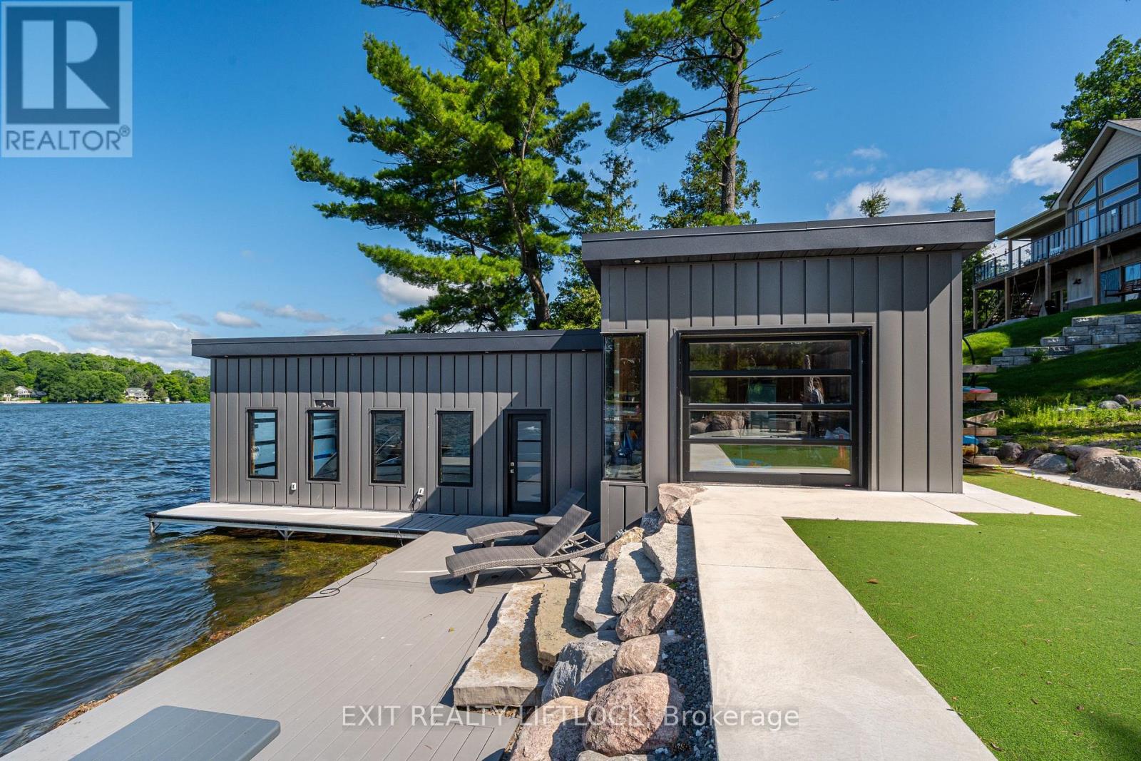 854 FIFE'S BAY MARINA LANE - Photo 4