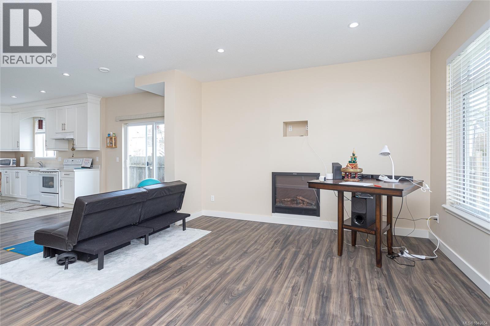 144 Victoria Rd