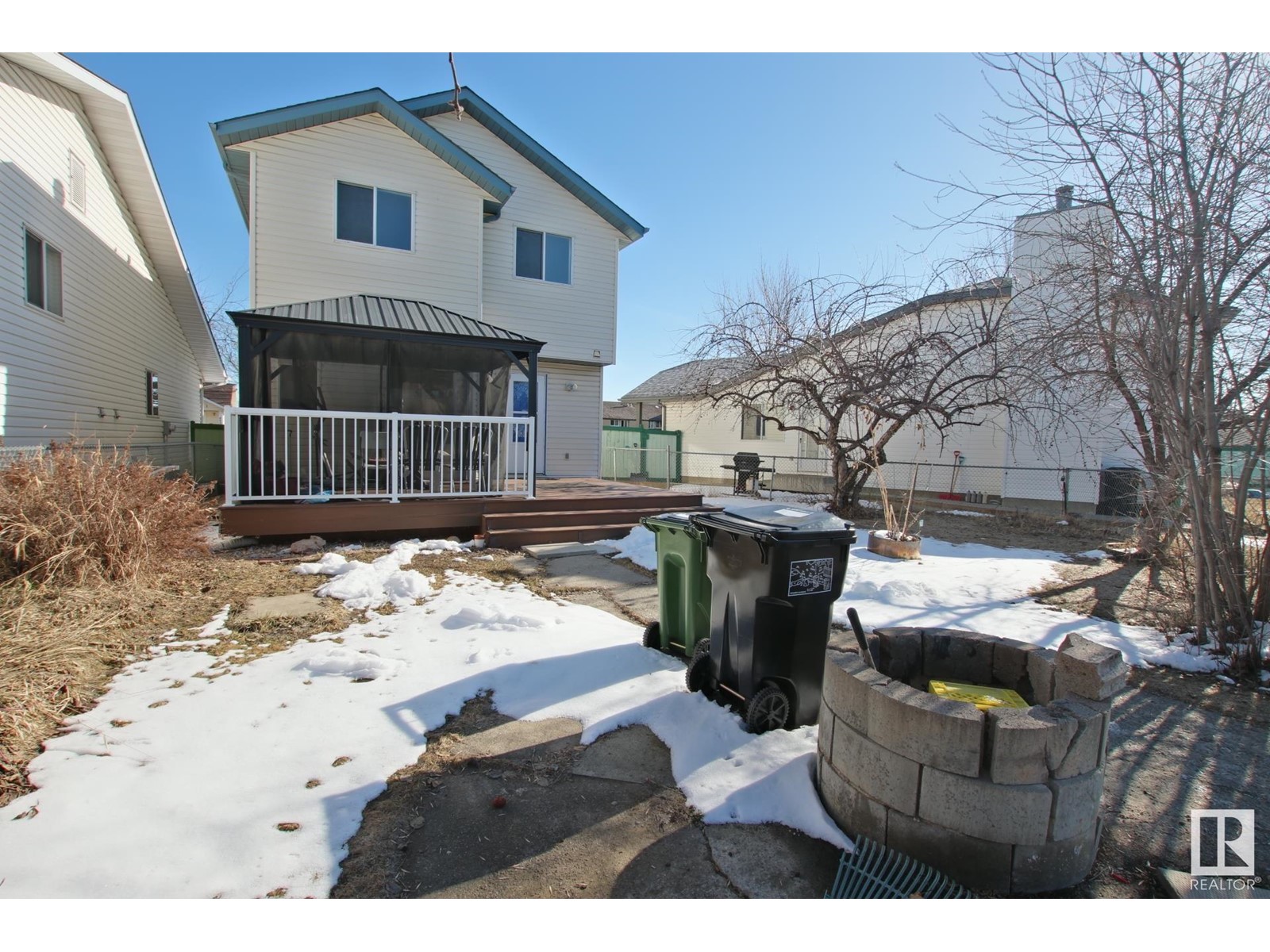 8021 17A AV NW