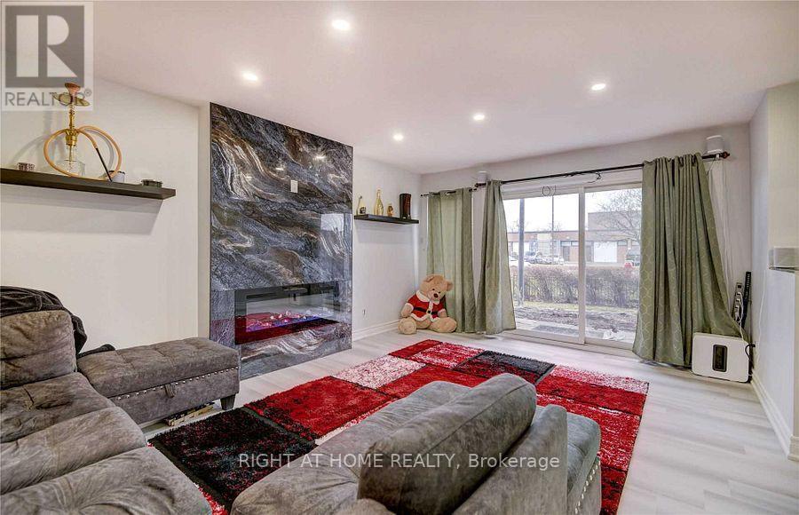 24 SPRINGFAIR AVENUE