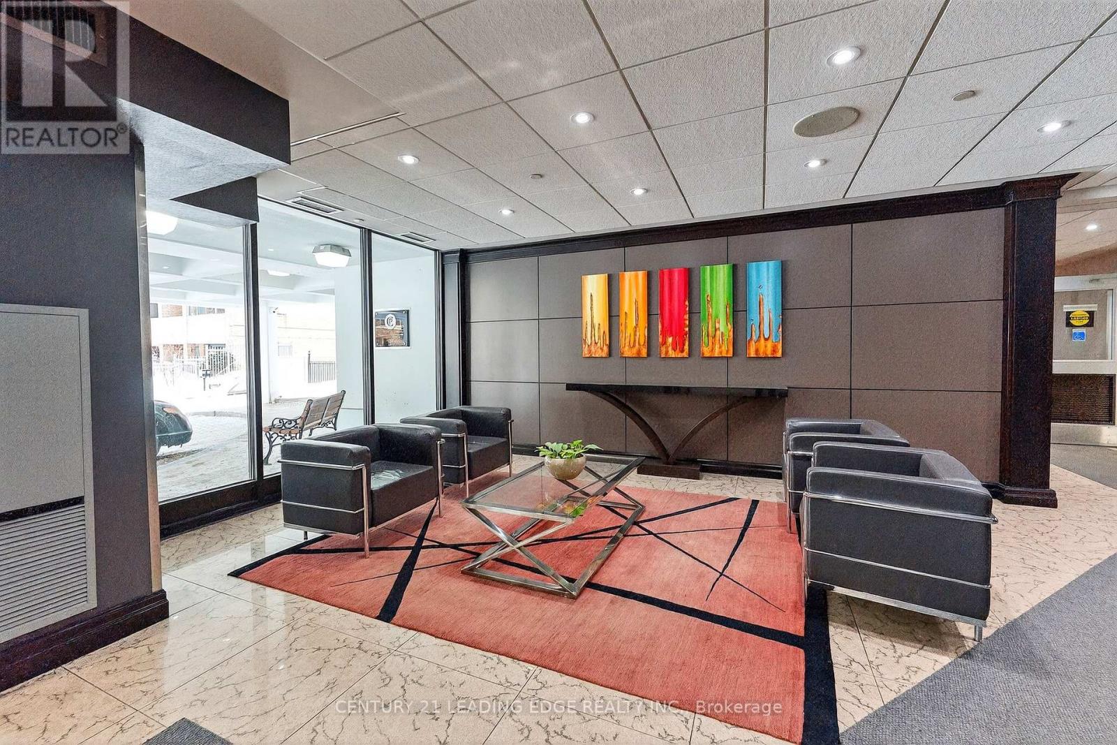 1024 - 77 MAITLAND PLACE