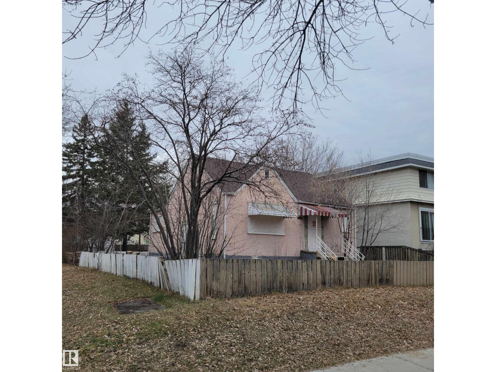 10802 112 ST NW