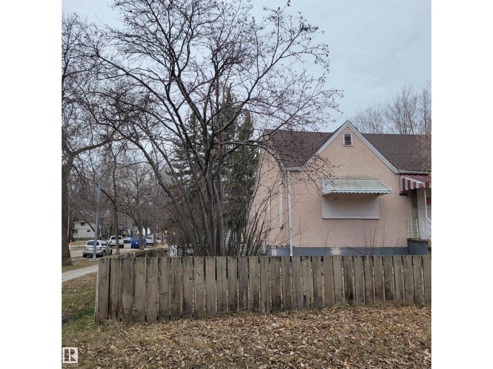10802 112 ST NW