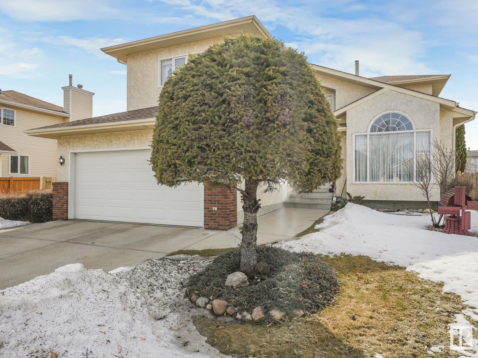 4703 43 AV NW