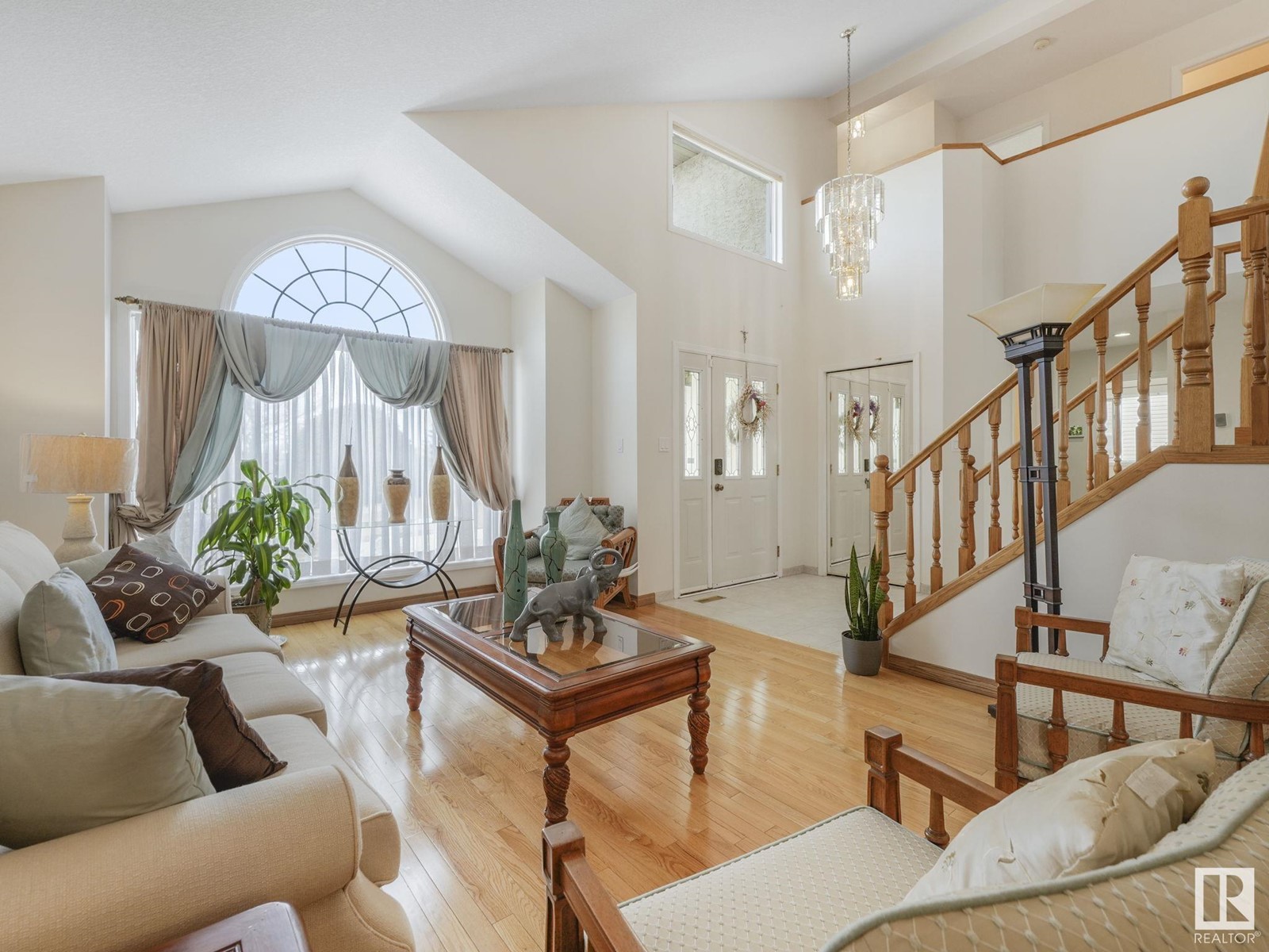 4703 43 AV NW
