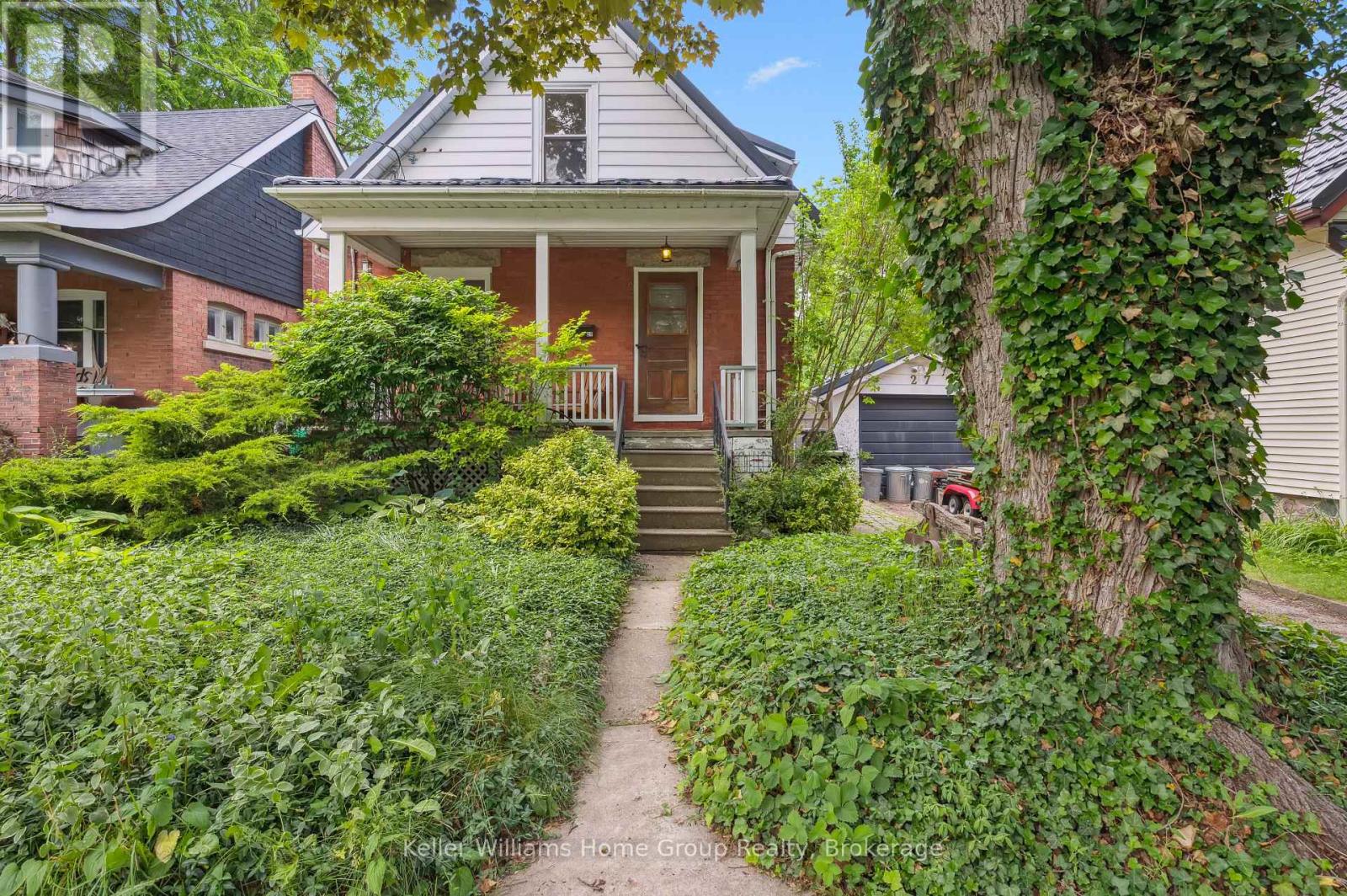 27 HOME STREET