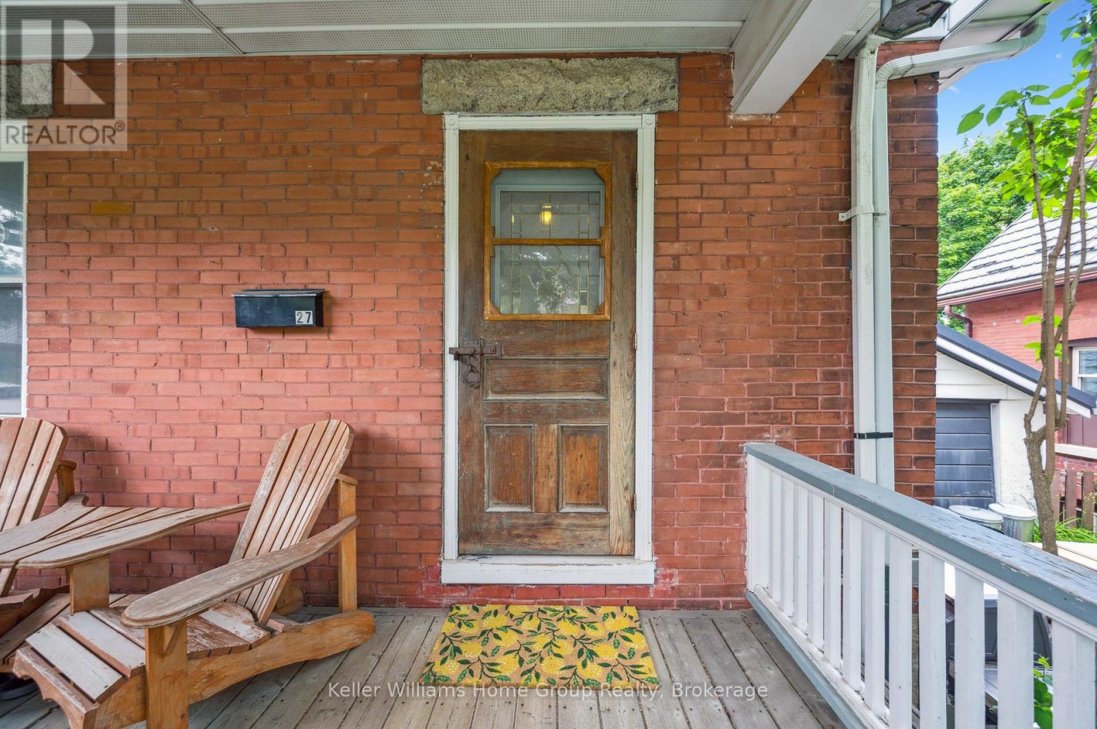 27 HOME STREET