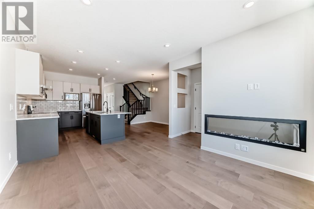 535 Tekarra Drive NW
