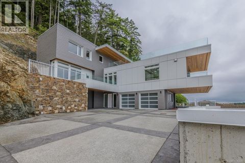 3887 Gulfview Dr Nanaimo BC V9T6E2