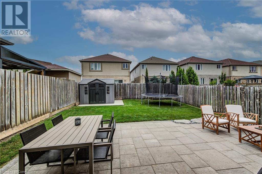 54 HUCK Crescent
