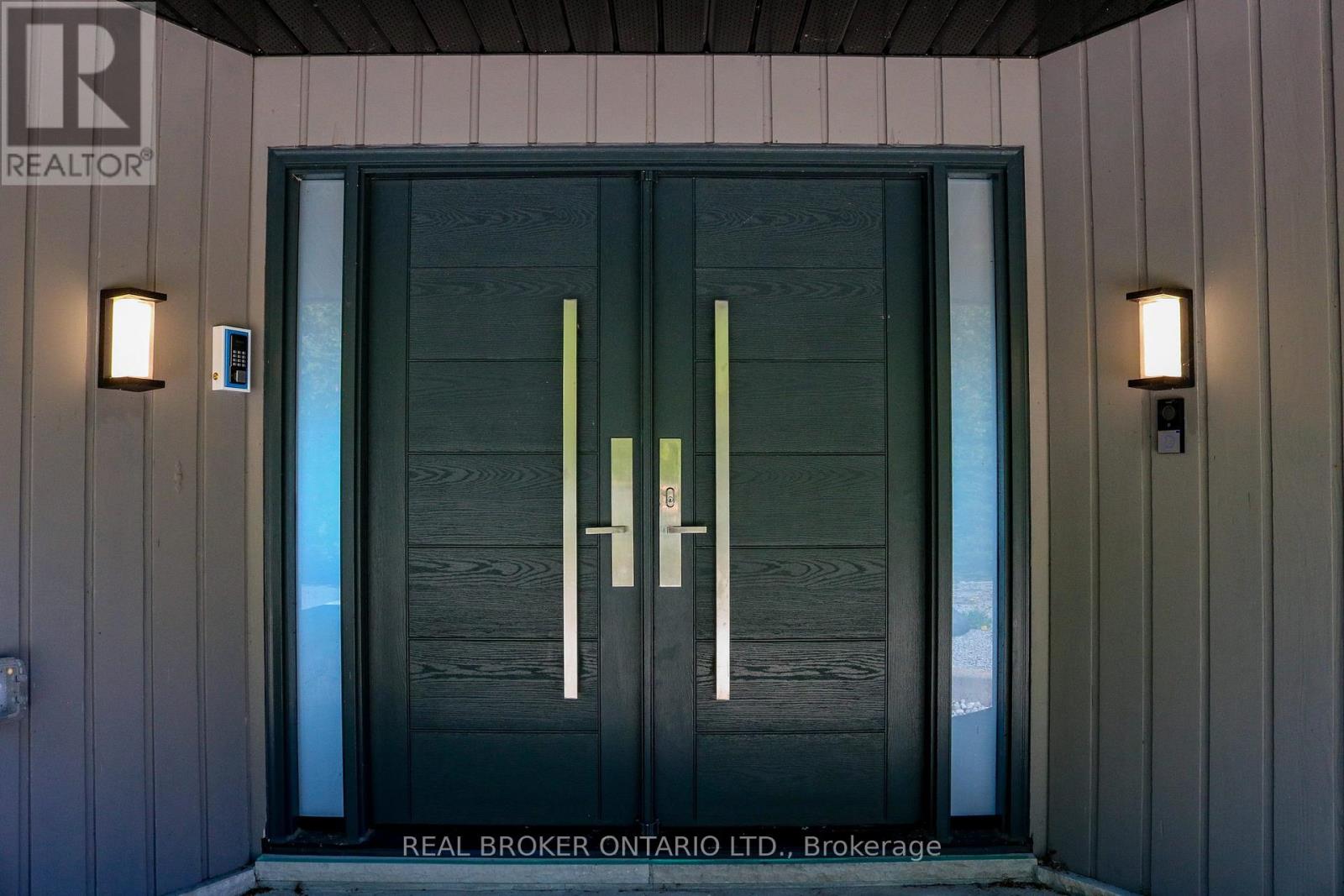285 BALMY BEACH ROAD