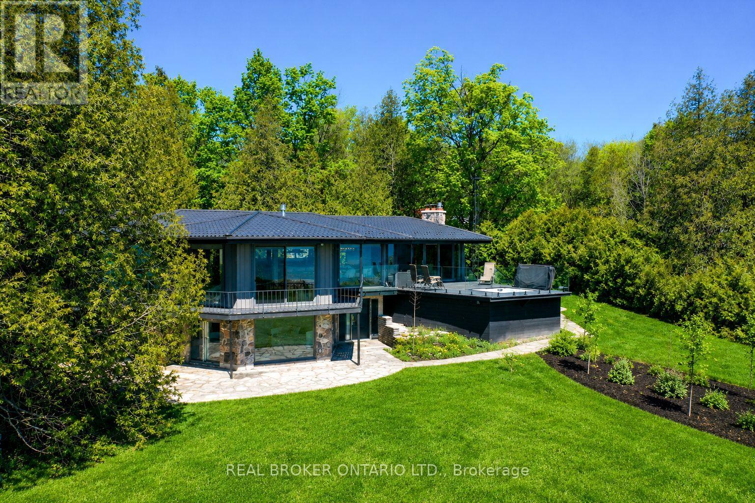 285 BALMY BEACH ROAD