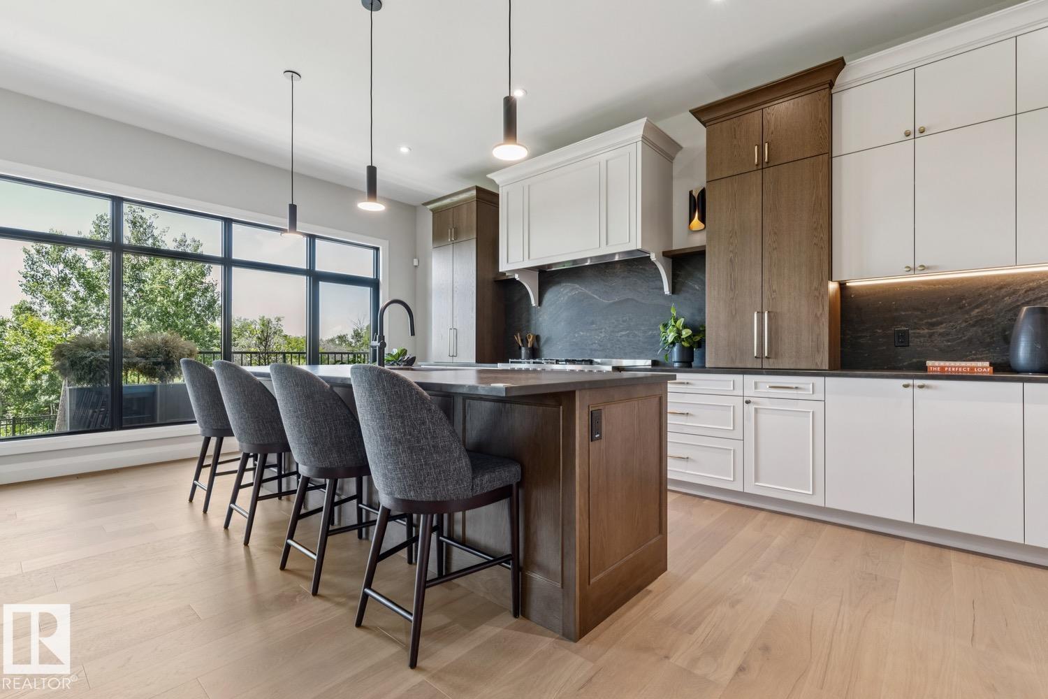 4812 KNIGHT CR SW