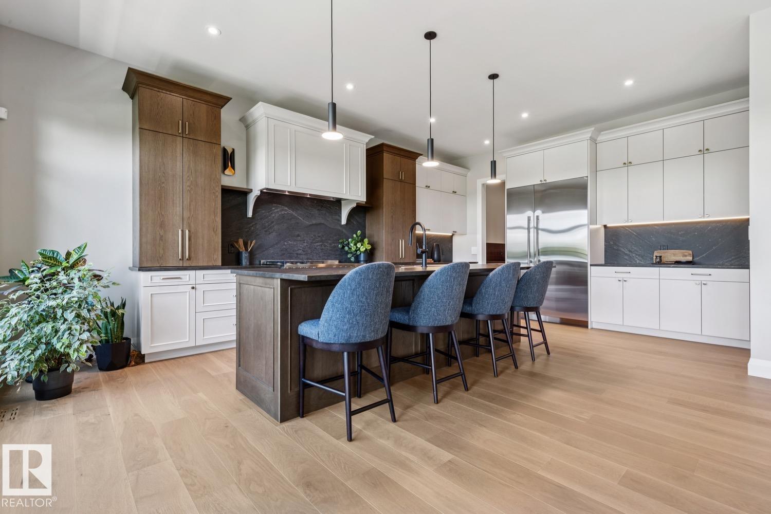 4812 KNIGHT CR SW