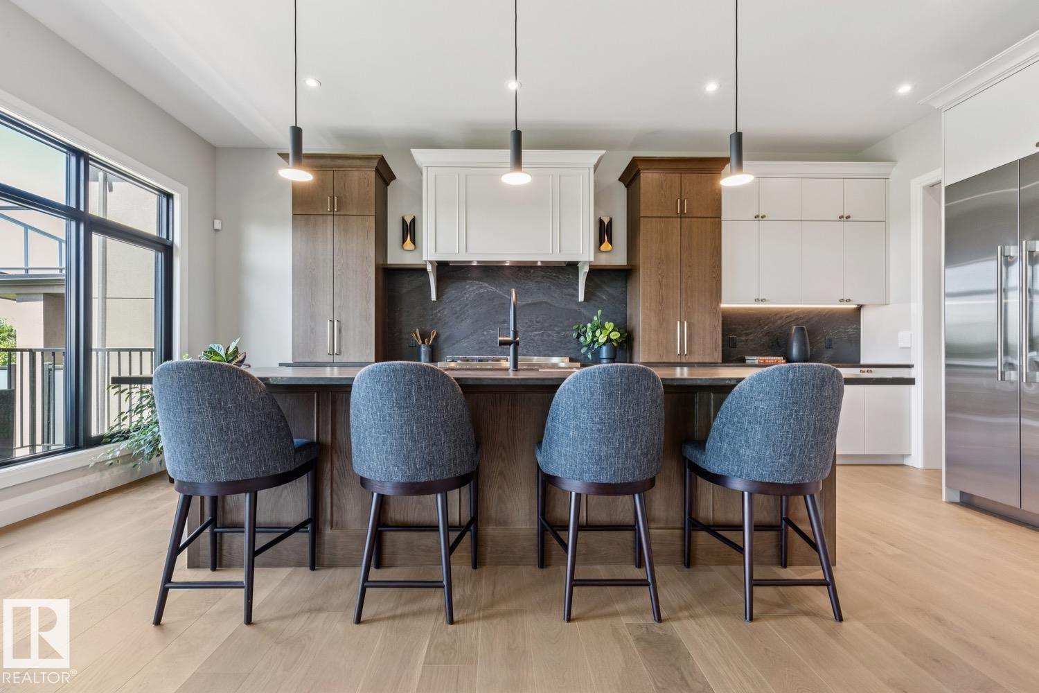 4812 KNIGHT CR SW