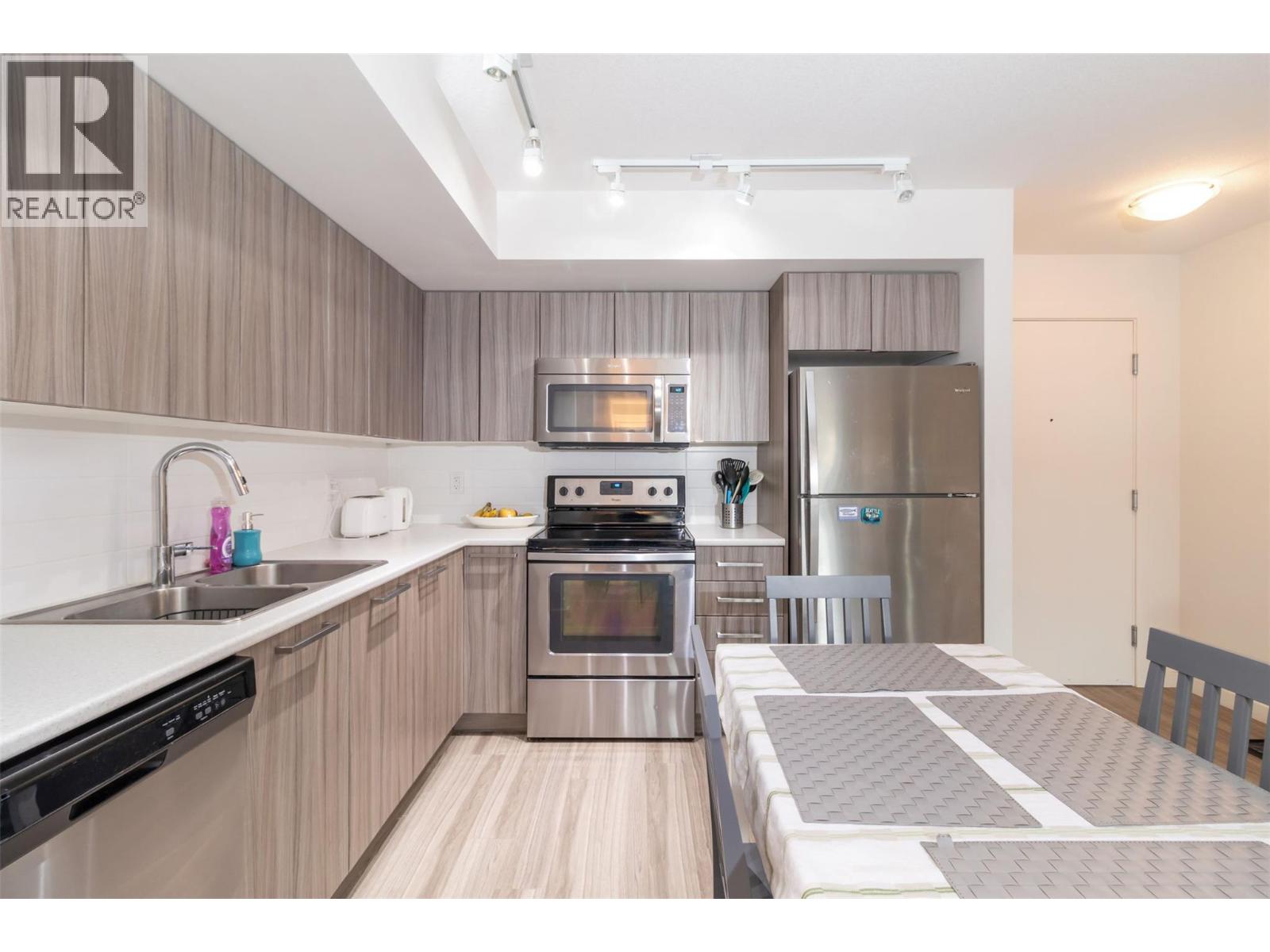 881 Academy Way Unit# 210