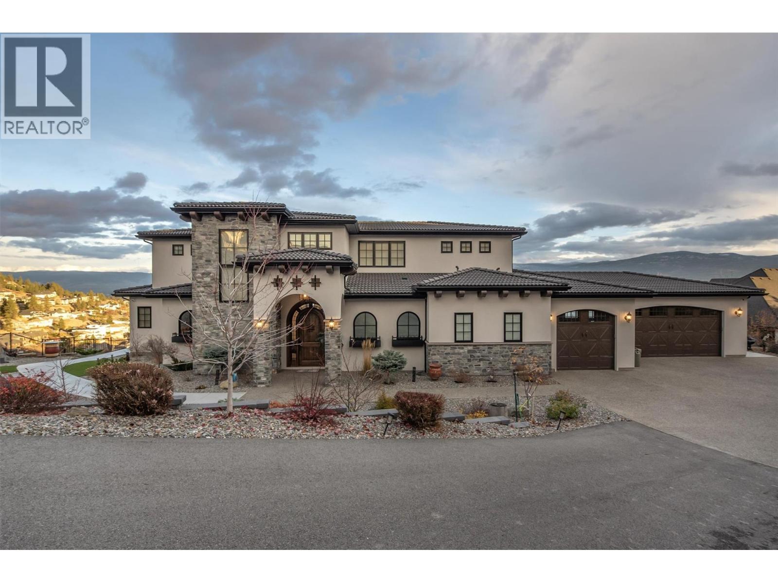 3279 Vineyard View Drive