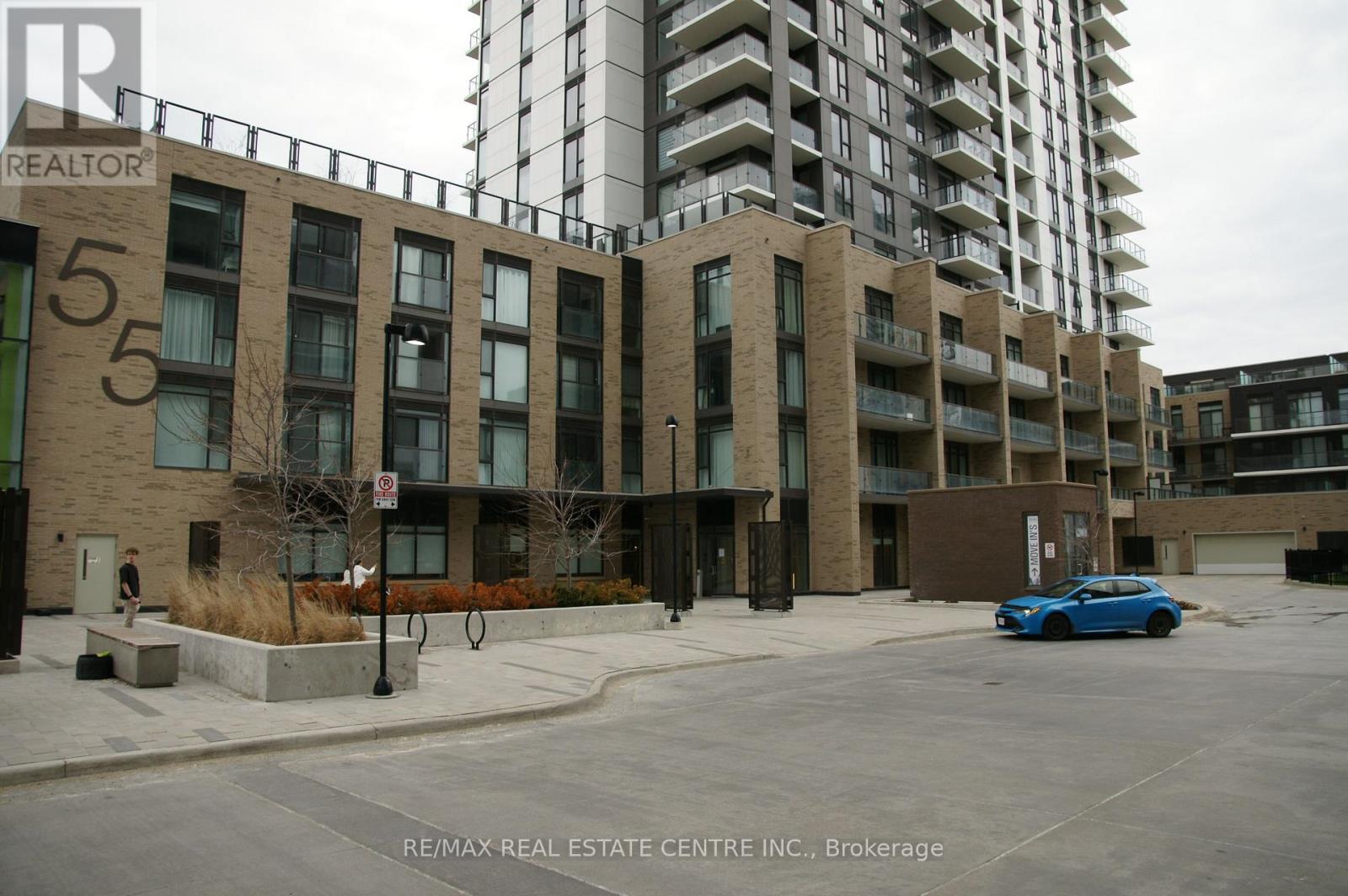 1006 - 55 DUKE STREET