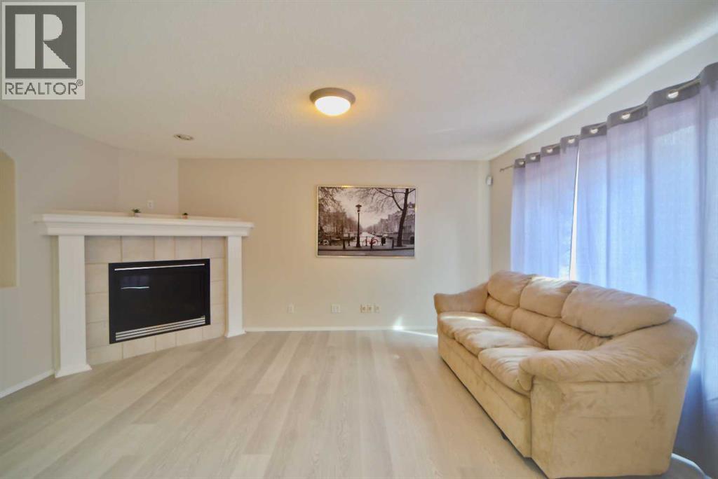 133 Panamount Court NW
