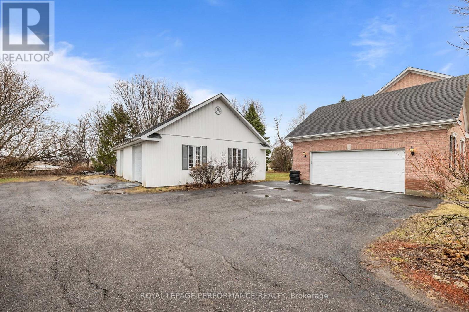 1007 ST PIERRE ROAD