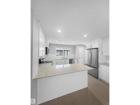 17668 69A ST NW Edmonton AB T5Z0W8