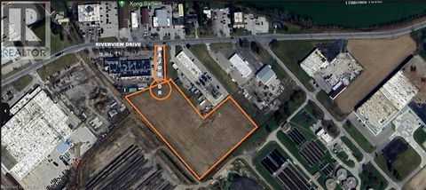 450 RIVERVIEW Drive Chatham-Kent ON N7M6B8