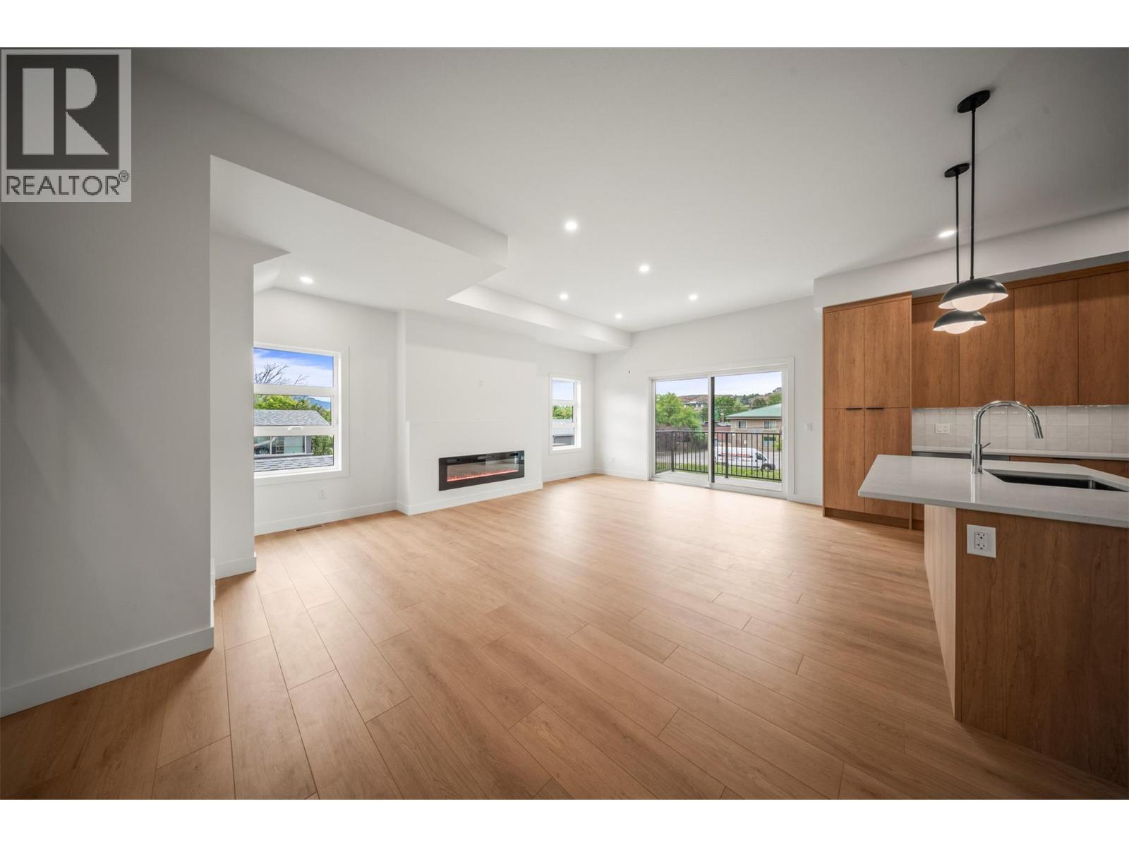 4200 30 Street Unit# 2 Lot# 4