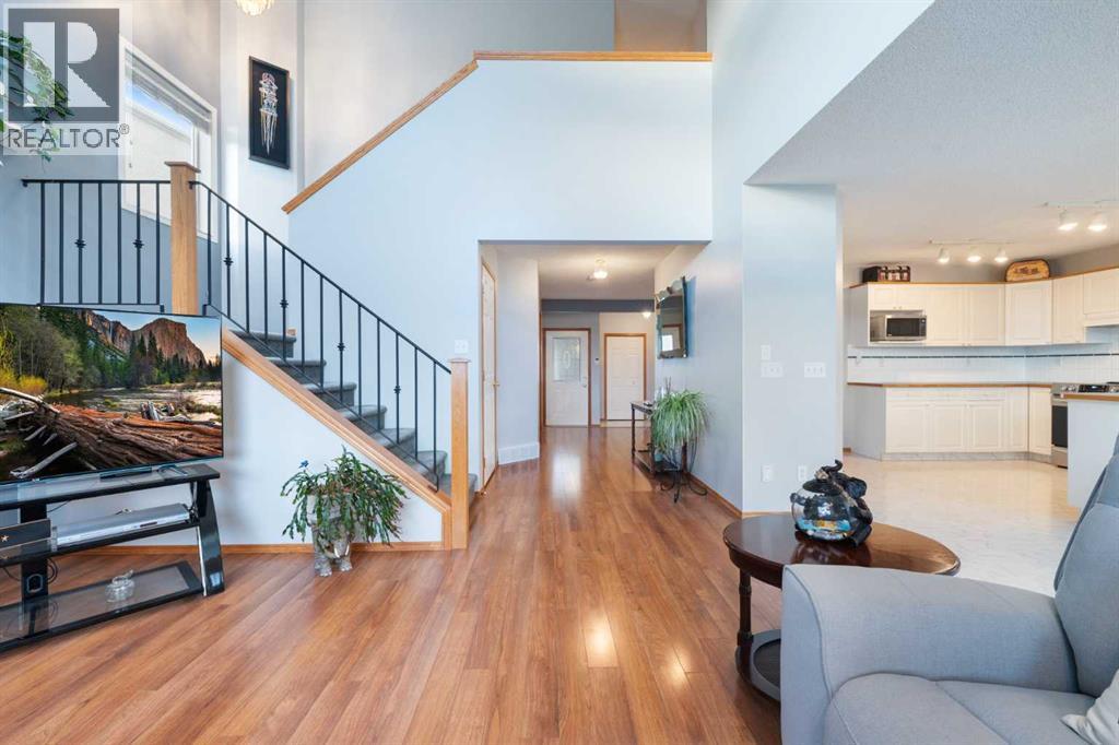 42 Harvest Grove Close NE