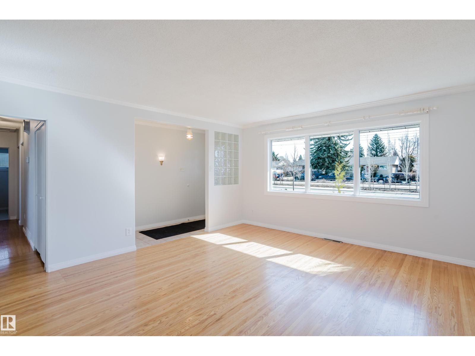 7108 83 ST NW