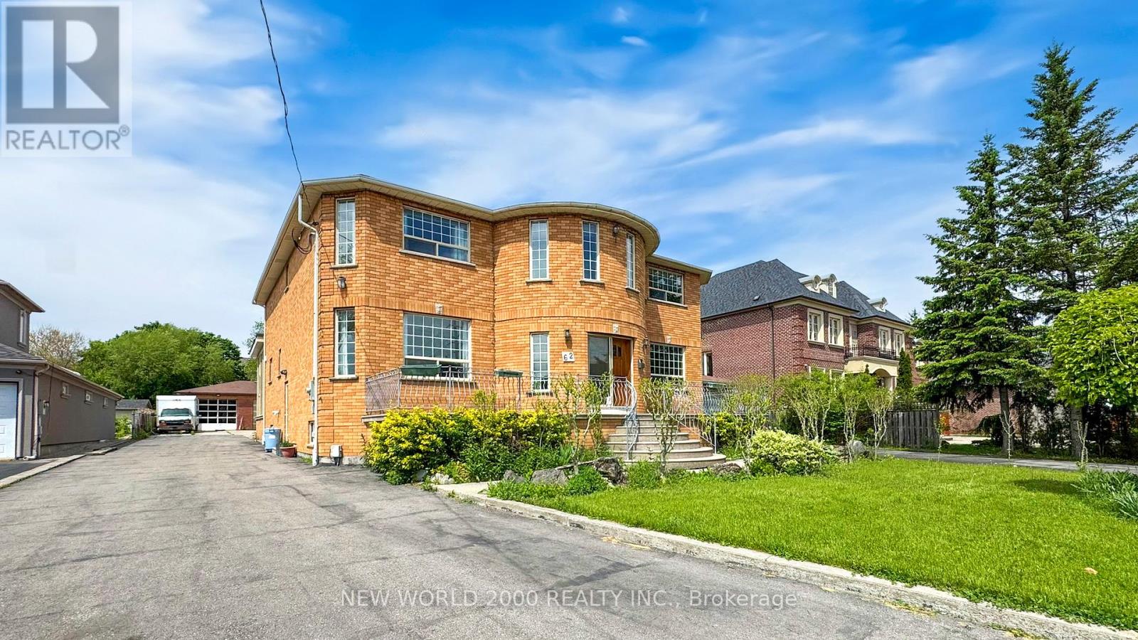 62 LANGSTAFF ROAD W