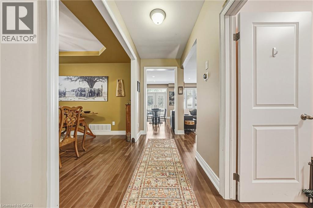 405 VALRIDGE Drive
