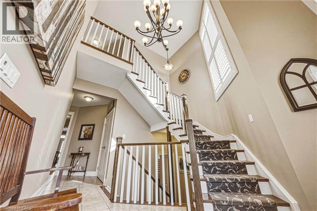 405 VALRIDGE Drive