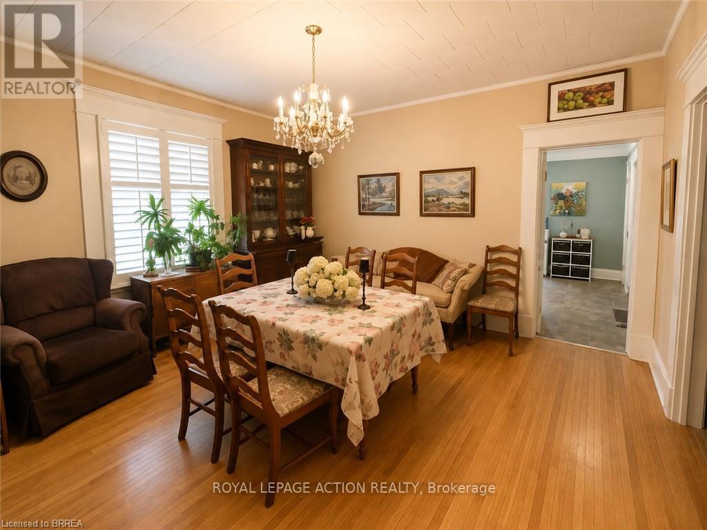 49 PALMERSTON AVENUE