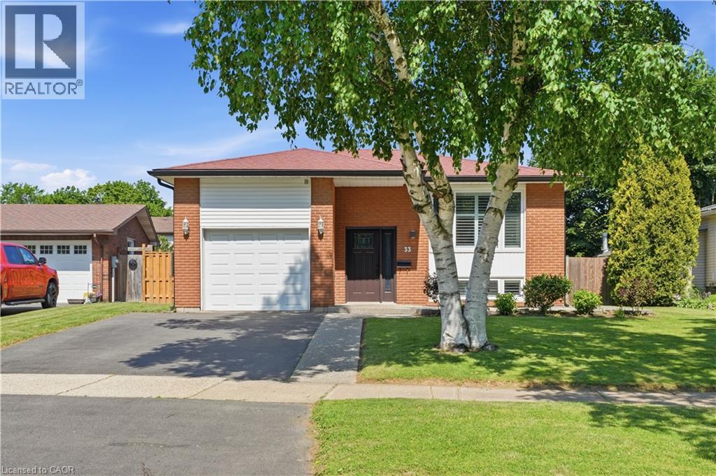 33 DEBORA Drive