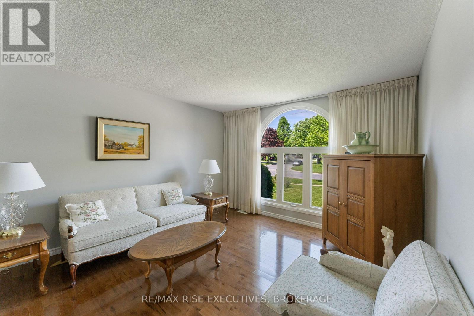 656 RIVERMEADE AVENUE