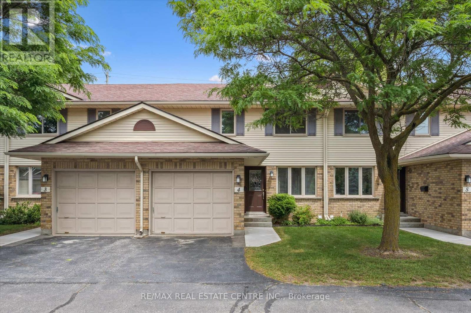 4 - 375 KINGSCOURT DRIVE