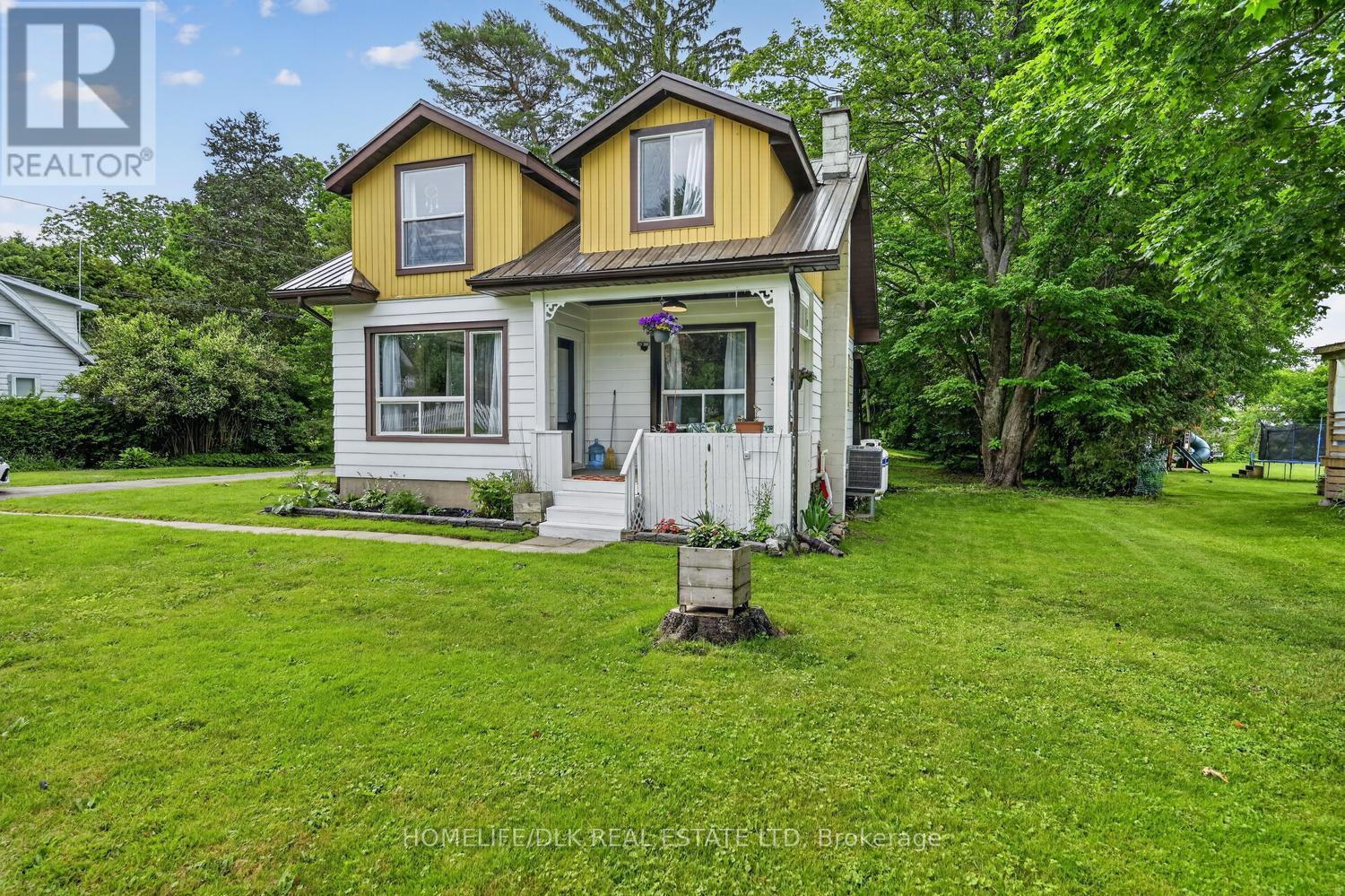 34 QUABBIN ROAD