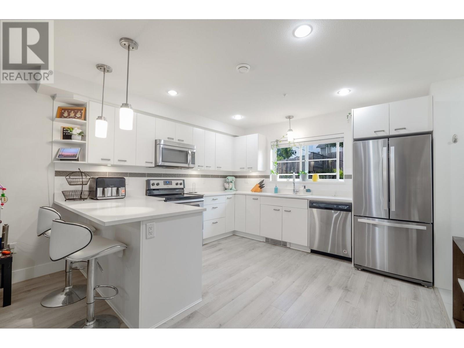 11 23651 132 AVENUE